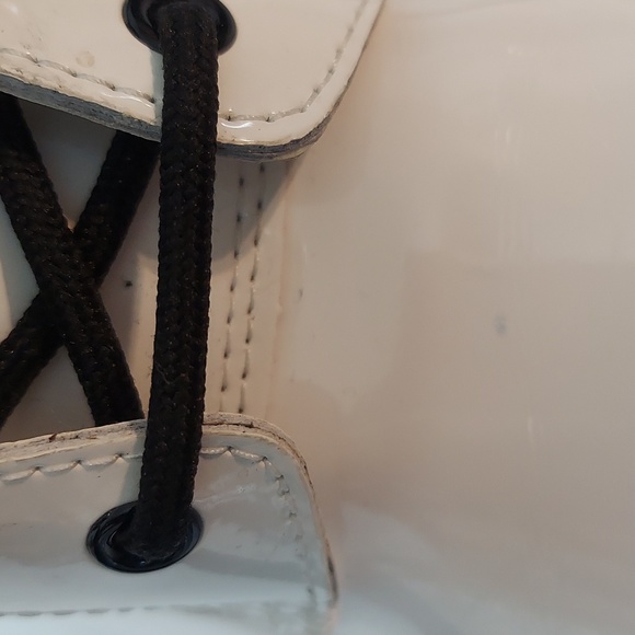 Dr. Martens white "AirWair with Bouncing Soles" boots.  Sz 8 - Picture 11 of 13